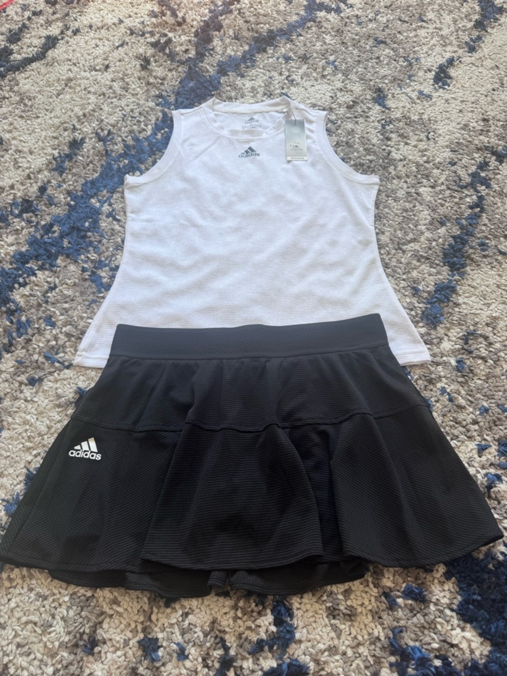 Adidas tennis White Tank & Black Tennis Skort Set size L New with tags - Picture 2 of 6